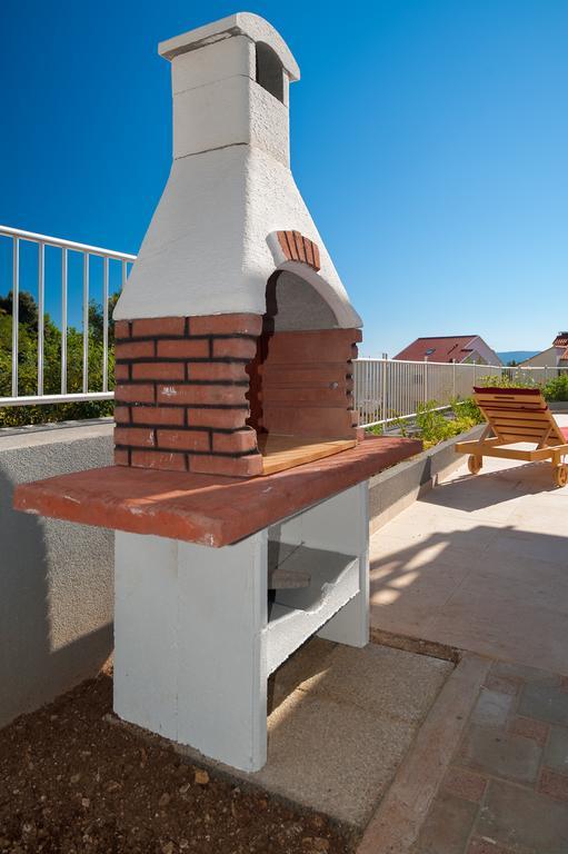 Magnificent Villa With Pool, Hot Tub, Sea View, Sauna Mimice Exterior foto
